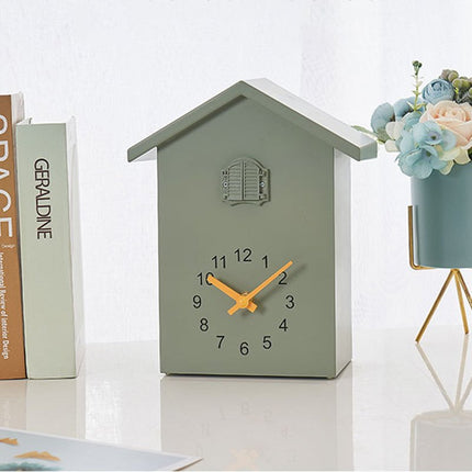 Moderne og minimalistisk gøgeur til væggen