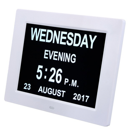 Stort digitalt ur med ugedag
