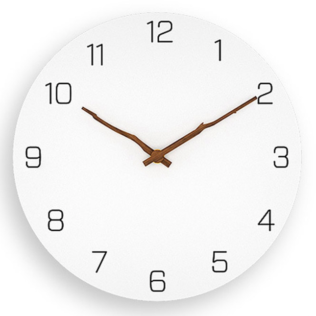 Minimalistisk hvidt vægur med trævisere