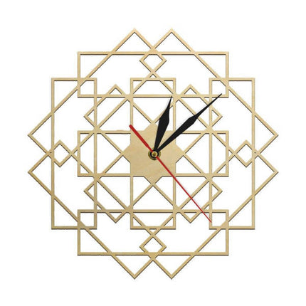Geometrisk vægur i træ med mandala-design