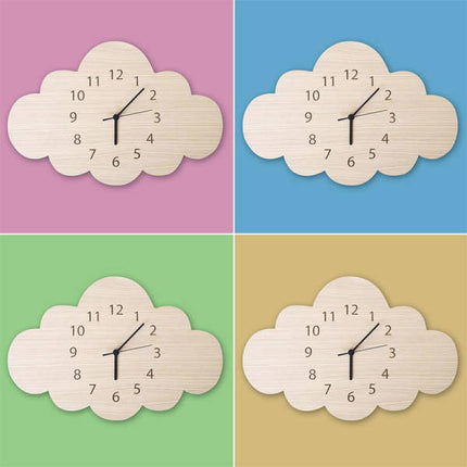 Skyformet vægur i træ til børneværelset