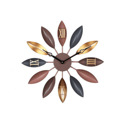 Vægur formet som blomst i metal