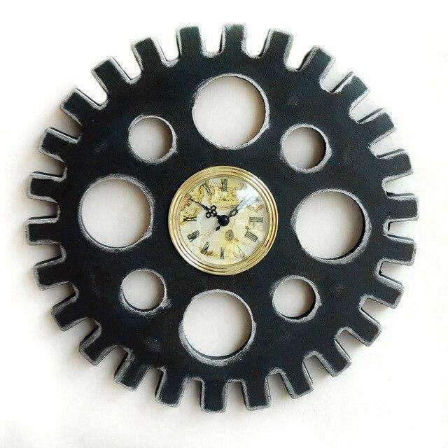 Industrielt vægur formet som tandhjul