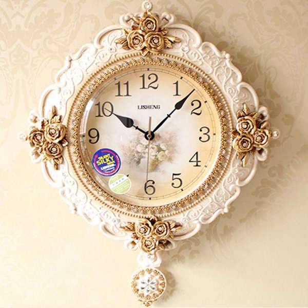 Stort barok vægur med pendul