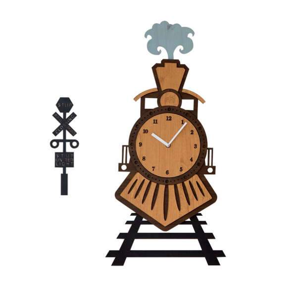 Unikt tog vægur i træ