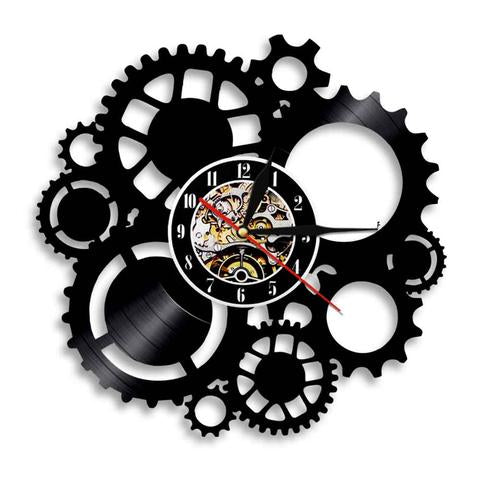 Vægur designet af tandhjul i steampunk