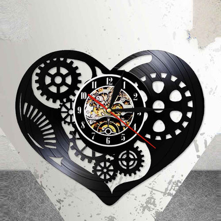 Steampunk vægur hjerte lavet af vinyl