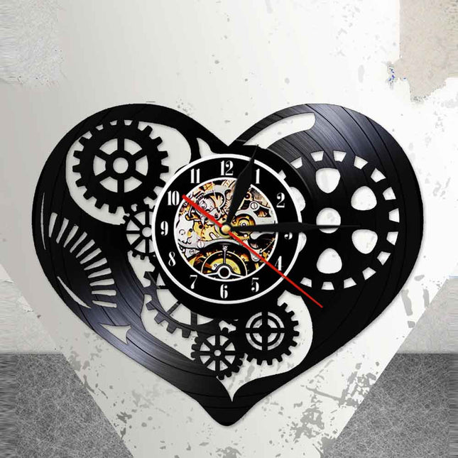 Steampunk vægur hjerte lavet af vinyl