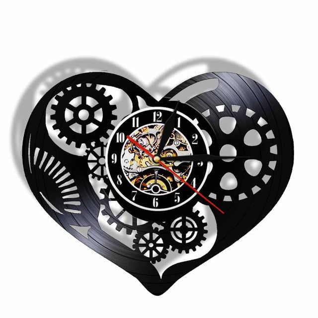 Steampunk vægur hjerte lavet af vinyl